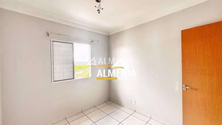 Imagem Apartamento com 2 dormitórios à venda, 60 m² por R$ 210.000,00 - Chácara Lusa - Rio Claro/SP