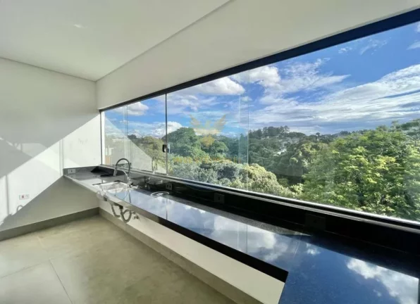 Imagem Casa em Condomínio a Venda no bairro Granja Viana - Carapicuíba, SP