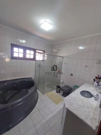 Imagem Casa com 4 dormitórios sendo 2 suítes à venda, 600 m² por R$ 2.700.000 - Condomínio Vivendas do Lago - Sorocaba/SP