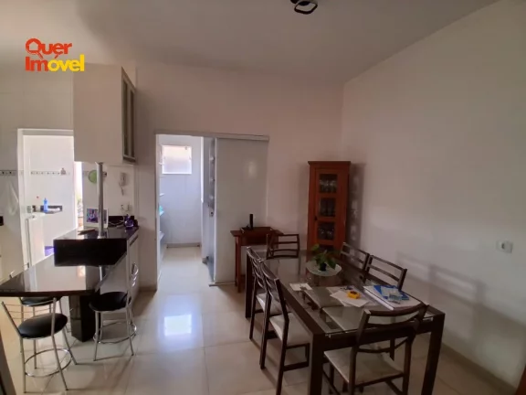 Imagem Casa em Condomínio à Venda em Ribeirão Preto-SP 3 quartos, 1 suíte, 4 vagas, 210m² - Condomínio Bella Città