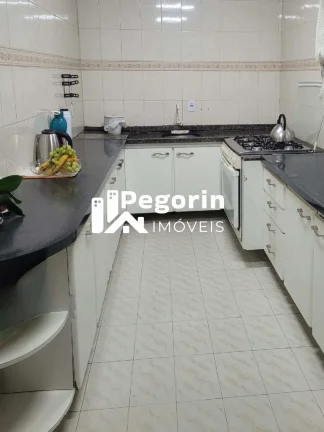 Imagem Sobrado à venda em Prudentópolis, CENTRO, com 3 quartos, 463,00m²