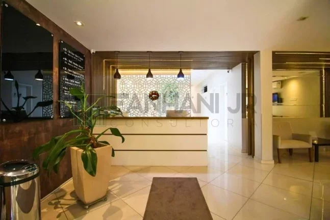 Imagem Excelente oportunidade: Casa Comercial à venda em São Paulo-SP, Jardim Paulista! 12 salas, 6 banheiros, 12 vagas, 700m².