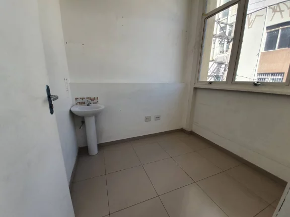 Imagem Conjunto de Salas Comerciais para locação no Centro em Campinas