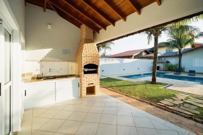 Imagem Morada da Praia - Casa de Praia Sobrado mobiliada para locação no Condomínio Morada da Praia em Bertioga, com 6 dormitórios e piscina
