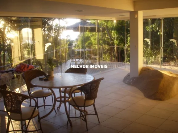 Imagem Casa estaleiro sendo 02 Suítes e Varanda em meio a Vegetação e Vista Mar