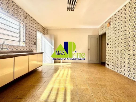 Imagem Excelente Casa para Locação na Vila Granada, São Paulo-SP: 2 Quartos, 1 Suíte, 1 Sala, 3 Banheiros, 2 Vagas de Garagem, 150m².