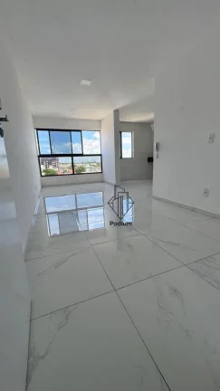 Imagem Apartamento com varanda/sacada no bairro do Portal do Sol- AP2710.