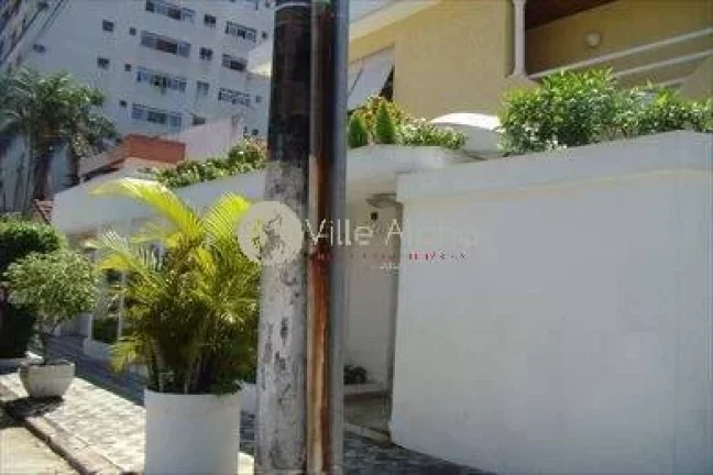 Imagem Sobrado a venda na Ponta da praia em Santos