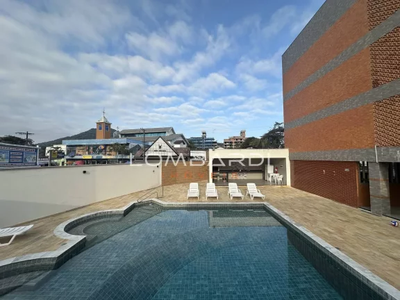 Imagem Apartamento com 3 dormitórios á poucos metros da orla