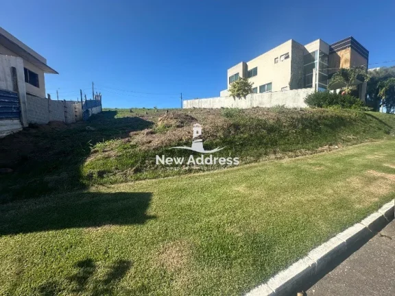 Imagem Terreno com 600 m² à venda no Condomínio Alto Padrão: Riviera Park - Vila Velha