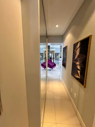 Imagem Apartamento mobiliado com 3 suítes e 2 vagas - Na Av. Central em Balneário Camboriú/SC