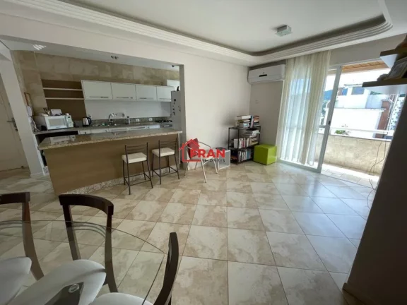 Imagem Bélissima Cobertura Duplex com excelente localização.