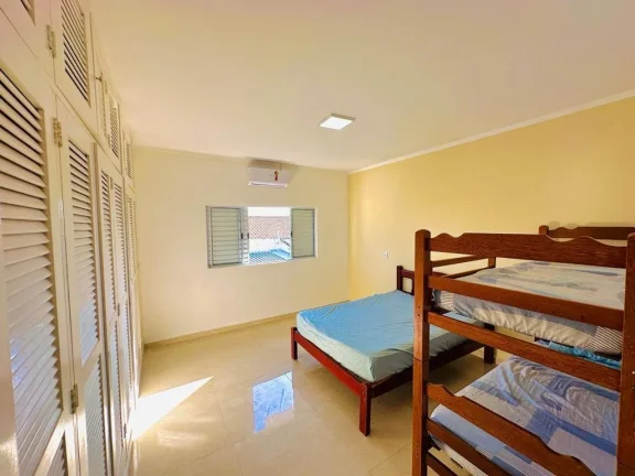 Imagem Casa para Venda em Itanhaém, Cibratel I, 3 dormitórios, 3 suítes, 2 banheiros, 8 vagas