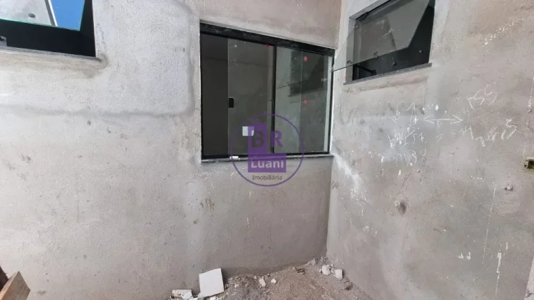 Imagem Casa Nova à Venda na zona leste em Londrina