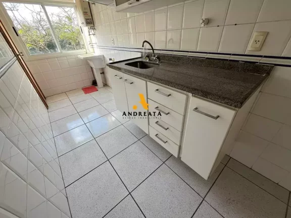 Imagem Mundo Novo - Barra da Tijuca - Praça Antonio Callado - Vendo ótimo apartamento duplex com 90m² - andar baixo com uma suite R$900.000,00