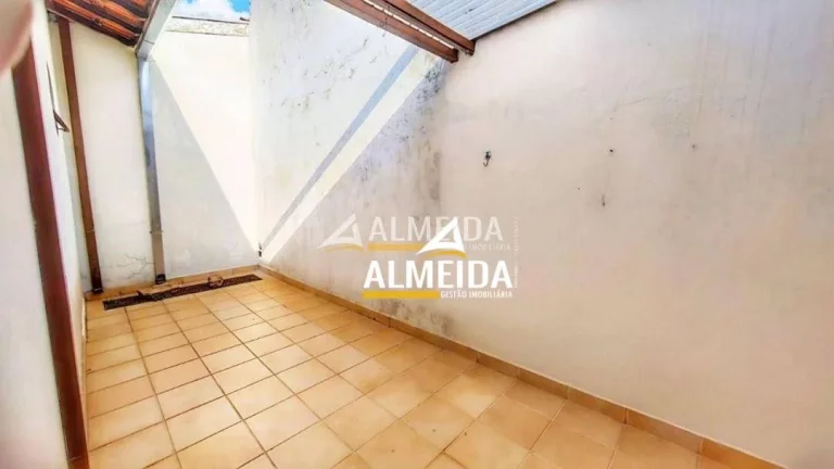 Imagem Casa com 4 dormitórios à venda, 213 m² por R$ 650.000,00 - Cidade Nova - Rio Claro/SP