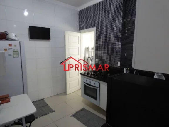 Imagem Sobreposta alta 2 Dormitórios 1 suite 1 vaga Campo Grande