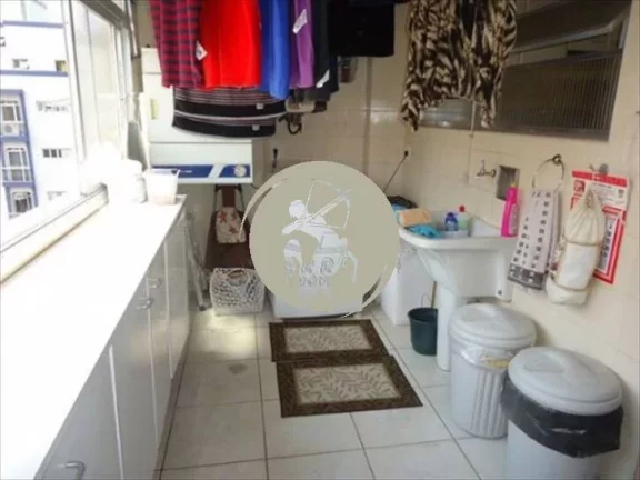 Imagem PISCINA ÁREA EXTERNA SALA DE ESTAR COZINHA COM ESPAÇO GOURMET LAVABO PISO INFERIOR: 3 QUARTOS (2 S...