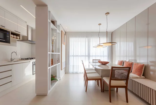 Imagem Apartamento em construção com 3 dormitórios sendo 1 suíte e 2 vagas no Centro de Camboriú