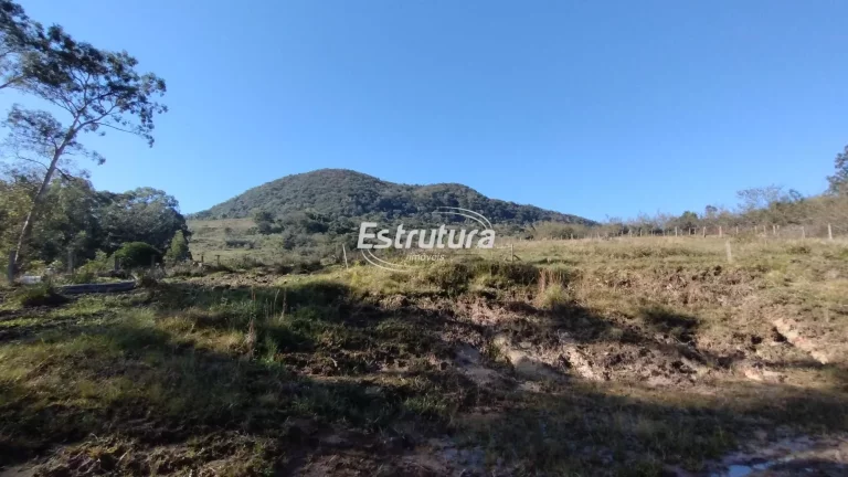 Imagem Chácara de 1560m² na Estrada do Radar