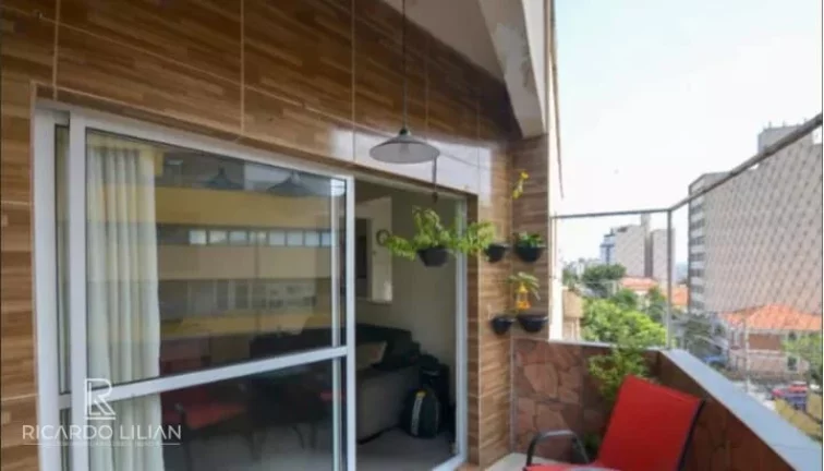 Imagem Apartamento na Rua Lacerda Franco proximo ao Largo do Cambuci.