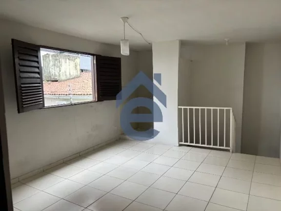 Imagem Casa à venda na Gruta de Lourdes,8/4, sendo 3 suítes, piscina, 450m², excelente