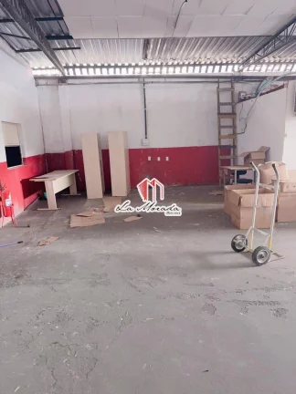 Imagem Galpão com escritório, 350M², no Aleixo, LOCAÇÃO!