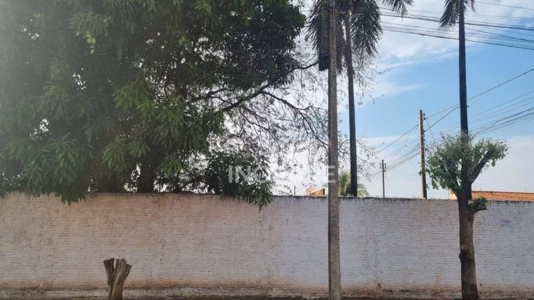 Imagem Terreno à venda, 200 m² por R$ 100.000,00 - Setor São Sebastião - Itumbiara/GO