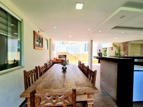 Imagem Mansão à Venda em Pendotiba Niterói com 4 Quartos