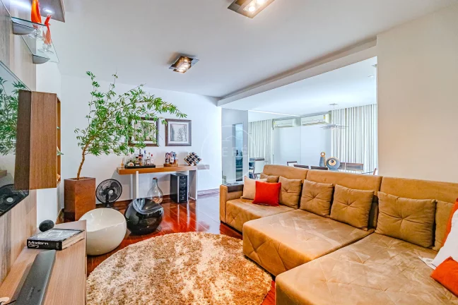 Imagem CASA com PORTEIRA FECHADA e 275m² na TAQUARA - Pronta para sua mudança!