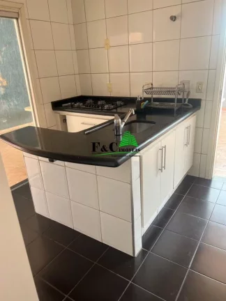 Imagem Casa para Venda em Limeira, Vila Rosana, 3 dormitórios, 2 suítes, 1 banheiro, 2 vagas