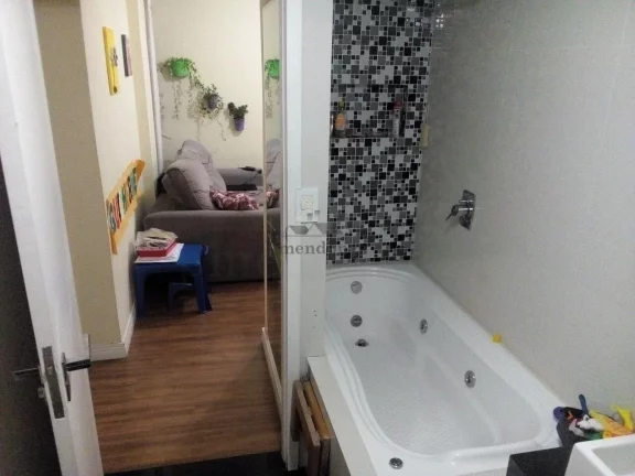 Imagem Apartamento a venda em Pinheiros com 2 quartos e 1 vaga. 82m2
