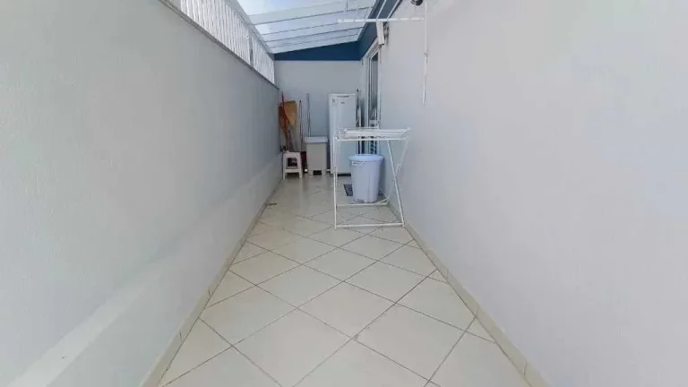 Imagem Apartamento diferenciado com 2 suítes e 2 vagas de garagem em Balneário Camboriú