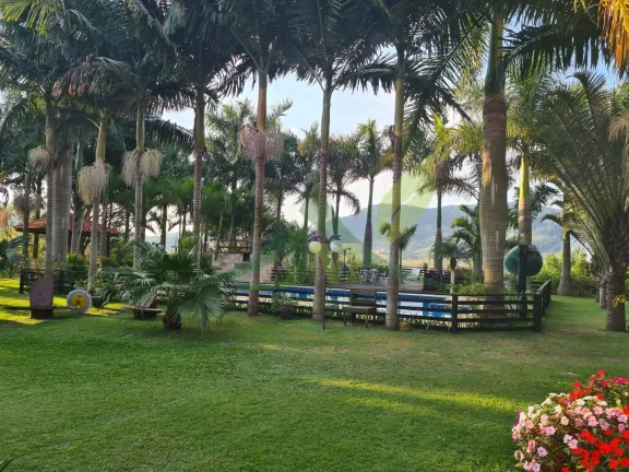 Imagem Espetacular Sítio dentro da Cidade com 36.000m² em Piracaia