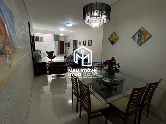 Imagem CASA 4 Quartos 3 Suítes 2 Vaga 400m² Armários Piscina aquecida Jardim