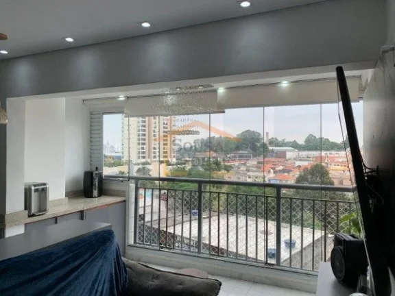 Imagem Apartamento de 45 m², com 2 dormitórios, varanda integrada com vista livre. Possui móveis planeja...