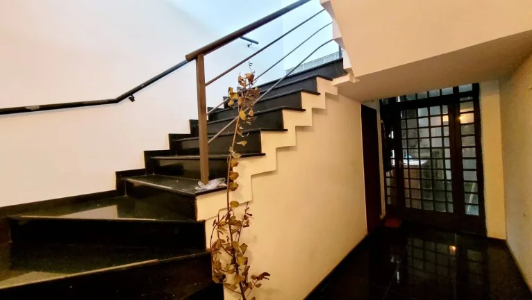 Imagem Casa Perdizes - 430M², 7 Dorms, 2 Suítes, 4 Vagas, Varanda, Closet, Lareira