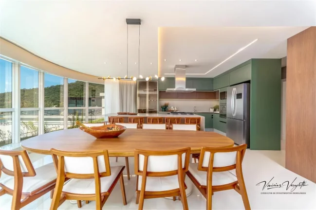 Imagem Frente ao Mar para Venda em Balneário Camboriú / SC no bairro Centro