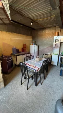 Imagem Casa ampla, 3 quartos, Conjunto Centenário. Bairro Queimadinha