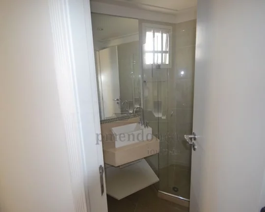 Imagem Apartamento com living amplo para 03 ambientes, terraço com churrasqueira, piso de mármore, sala d...