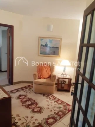 Imagem Localizada em um dos condomínios mais desejados da cidade, essa residência oferece exclusividade, ...