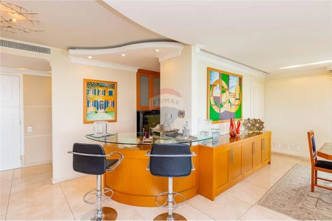 Imagem Cobertura Duplex Exclusiva, 847 m² de área útil, no charmoso bairro do Pacaembu
