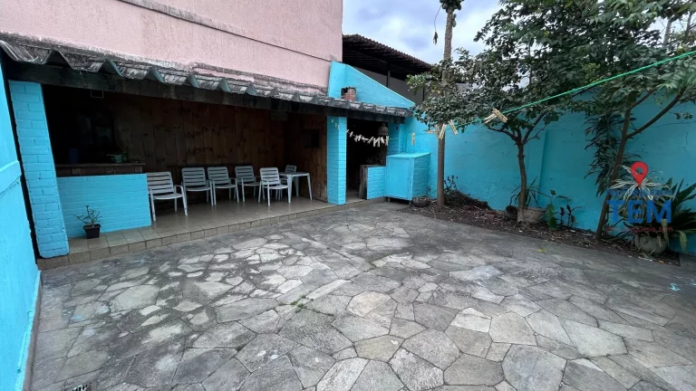 Imagem Casa Comercial na Freguesia
