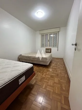Imagem Sobreposta Térrea com 03 dormitórios sendo 01 suíte em Santos
