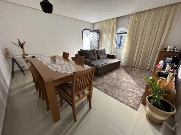 Imagem Sobrado com 3 dormitórios à venda, 232 m² por R$ 750.000,00 - Parque Guarani - São Paulo/SP