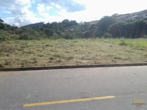 Imagem Terreno a Venda com 420 m² - Jardim Nova Itatiba - Itatiba - São Paulo