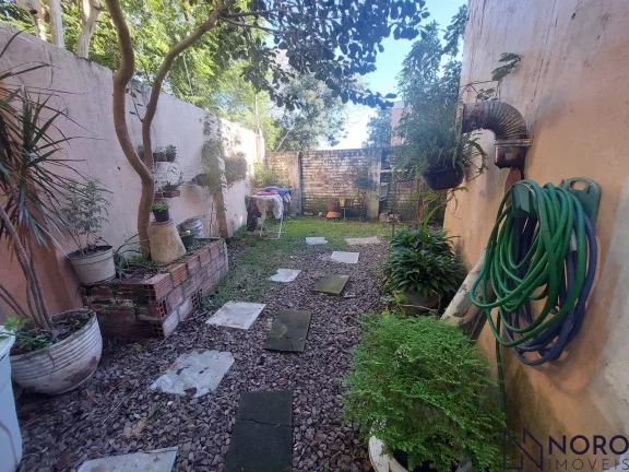 Imagem CASA 3 DORMITÓRIOS (1 SUITE) 4 VAGAS NA TRAV. DOMINGOS TREVISAN-CENTRO