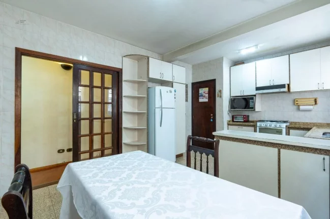 Imagem Casa Sobrado no Alto da Lapa 191m² com3 Dormitórios (1 Suíte) com versátil casa no fundo do terreno ( home office) e 2 vagas