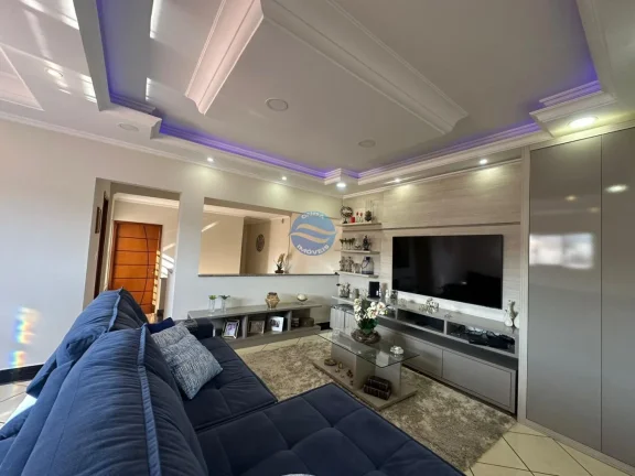 Imagem Casa sensacional a venda em Amparo no Centro