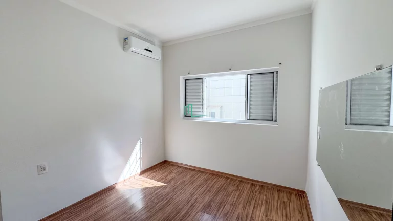 Imagem EXCELENTE RESIDÊNCIA DISPONIVEL PARA LOCAÇÃO E VENDA AO LADO DA FRANPISOS Á 30 METROS DA AVENIDA HÉLIO PALERMO